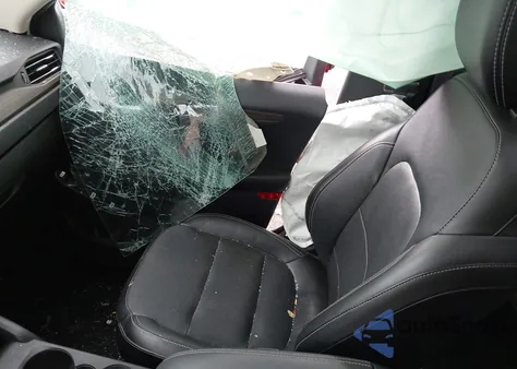 2020 Ford Escape Titanium из США, поврежденный, VIN 1FMCU9J99LUB28104